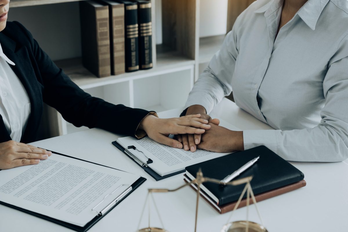 lawyer-is-counseling-the-client-in-his-counsel-and-will-not-escape-the-lawsuit-.jpg